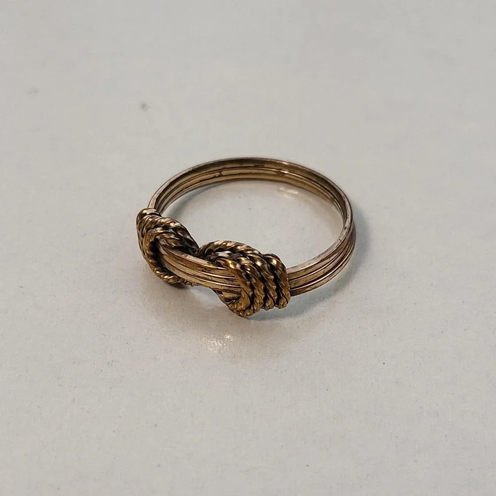 12K Gold Filled Wire Wrapped Knot Ring Size 5.5 Vintage Nautical Boho